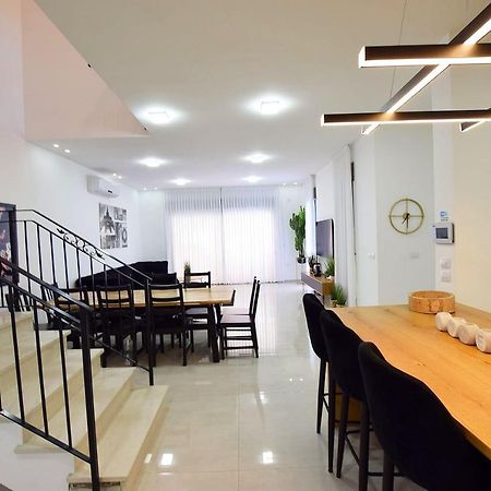אמה וילה ריזורט Βίλα Hadera Εξωτερικό φωτογραφία